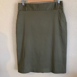 Banana Republic army green straight/stretch skirt. 12